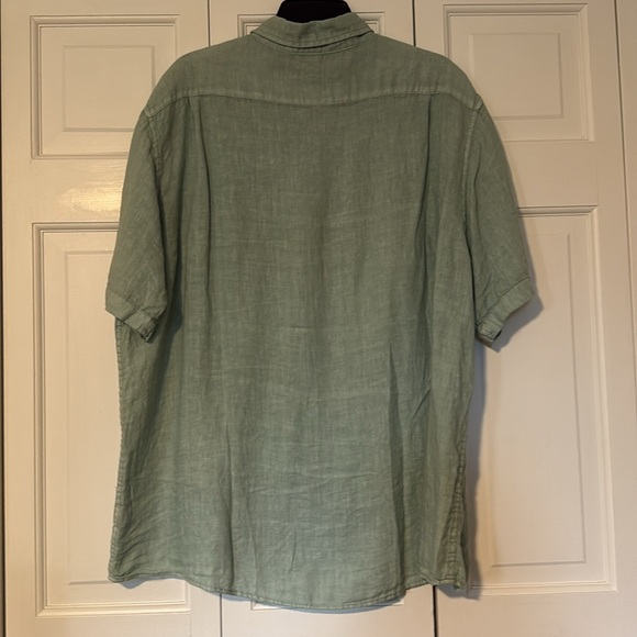 Men’s SS Button Down Shirt - Picture 4 of 4